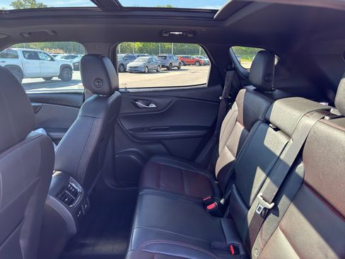 Used 2021 Chevrolet Blazer RS w/ Enhanced Convenience Package AWD/4WD image 34