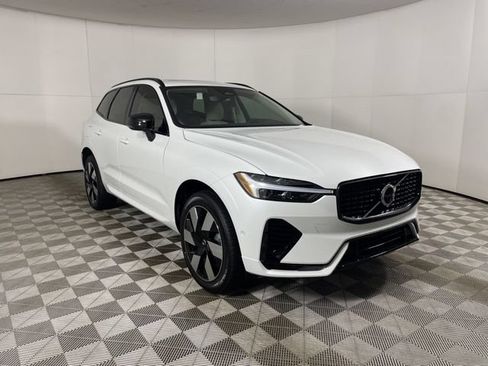 New 2025 Volvo XC60 T8 Plus w/ Protection Package AWD/4WD image 2
