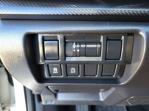 Used 2023 Subaru Crosstrek 2.0i Premium image 28