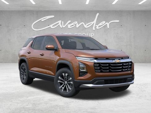 New 2027 Chevrolet Equinox LT w/ Convenience Package II FWD image 7