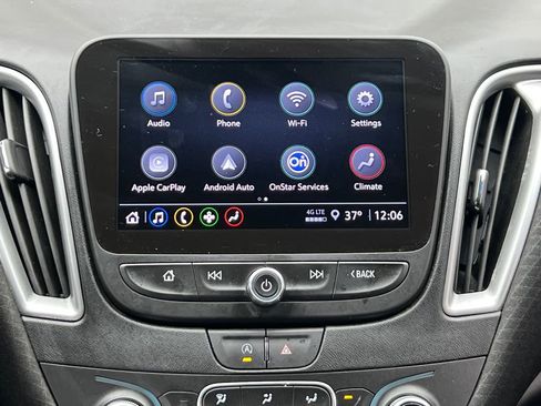 Used 2024 Chevrolet Malibu LT image 19