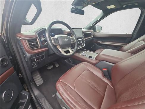 Used 2024 Ford Expedition Max Limited RWD image 10