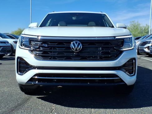 New 2026 Volkswagen Atlas Cross Sport SEL Premium R-Line image 2