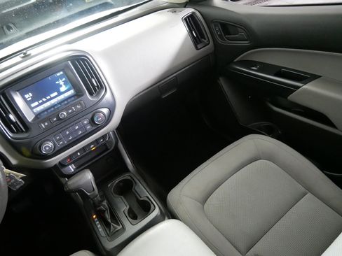 Used 2018 Chevrolet Colorado W/T w/ WT Convenience Package AWD/4WD image 11