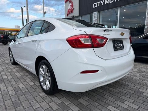 Used 2019 Chevrolet Cruze LS w/ LS Convenience Package FWD image 6