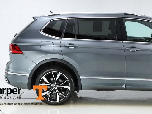 Used 2024 Volkswagen Tiguan SEL R-Line AWD/4WD image 11