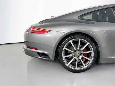 Certified 2019 Porsche 911 Carrera S image 16