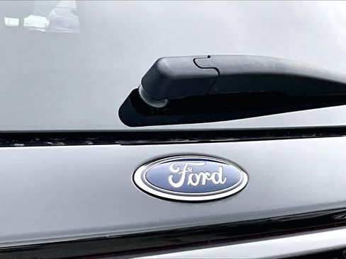 Used 2025 Ford Explorer ST-Line w/ Premium Package image 30