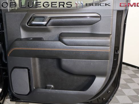 Used 2023 GMC Sierra 1500 AT4 w/ Technology Package image 21