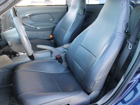 Used 2002 Porsche 911 Carrera 4S AWD/4WD image 14