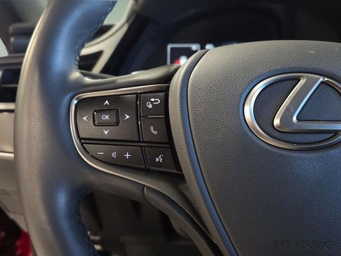 Certified 2022 Lexus ES 350 w/ Premium Package image 21