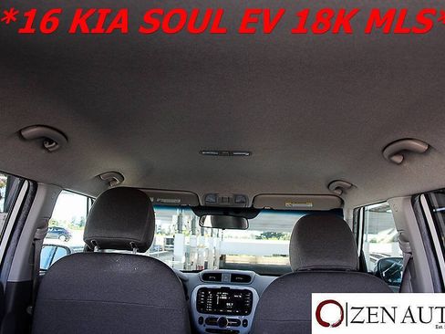 Used 2016 Kia Soul EV FWD image 33