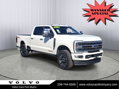 Used 2024 Ford F350 Platinum image 1