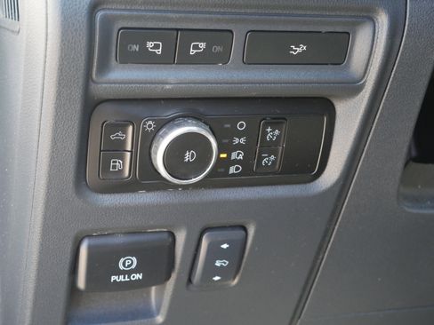 Certified 2023 Ford F150 Lariat w/ FX4 Off-Road Package AWD/4WD image 6