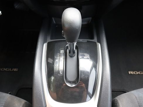 Used 2016 Nissan Rogue S AWD/4WD image 36