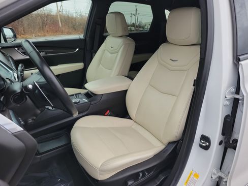 Certified 2021 Cadillac XT5 Sportv image 14