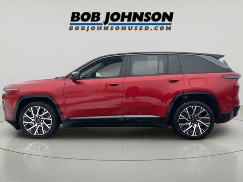 Used 2025 Jeep Wagoneer S Limited image 4