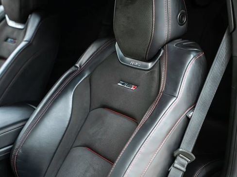 Used 2021 Chevrolet Camaro ZL1 RWD image 22