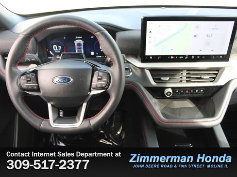 Used 2025 Ford Explorer ST-Line w/ ST-Line Street Pack image 12