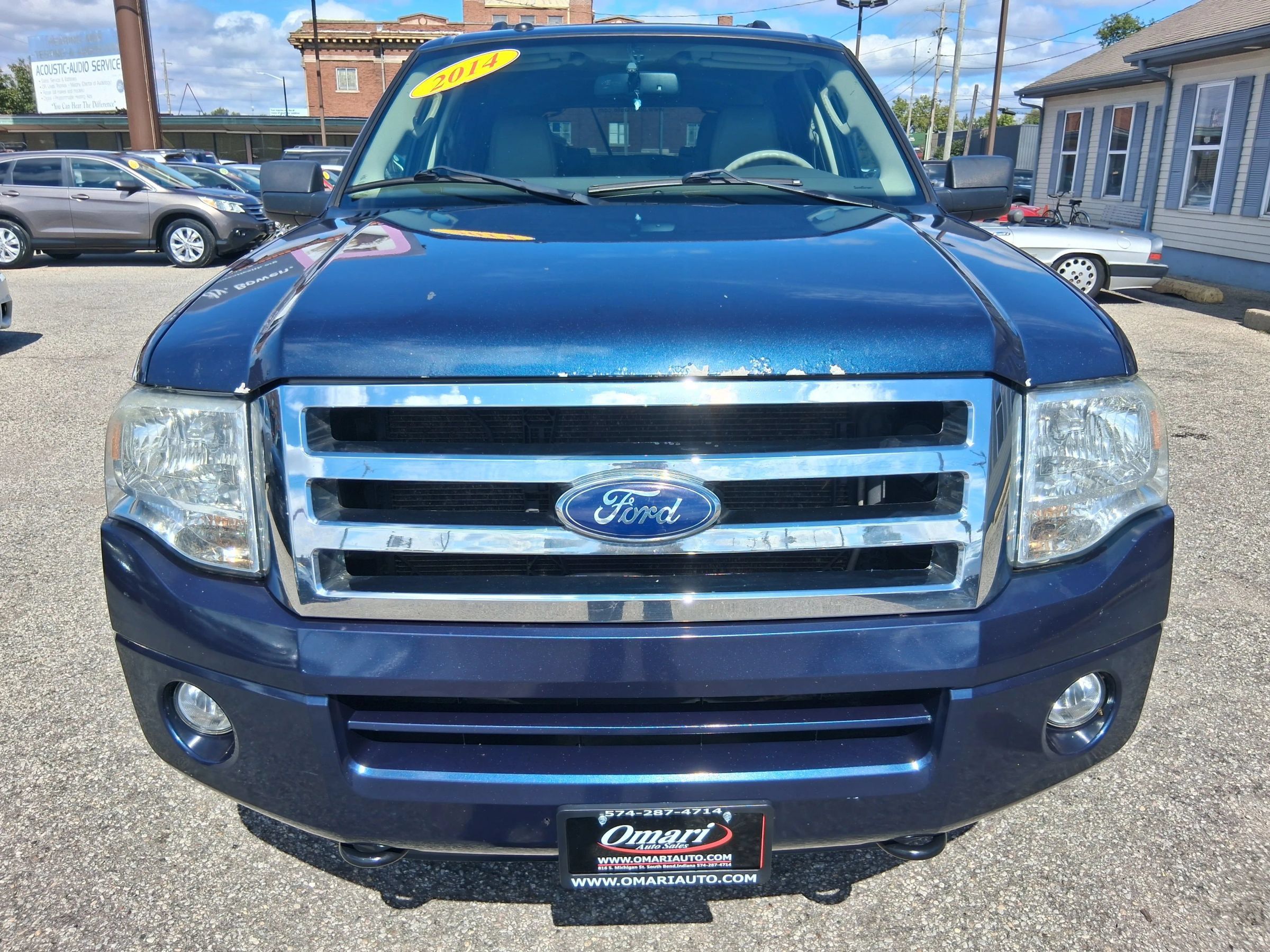 Used 2014 Ford Expedition XLT w/ Leather Seating Package AWD/4WD image 7