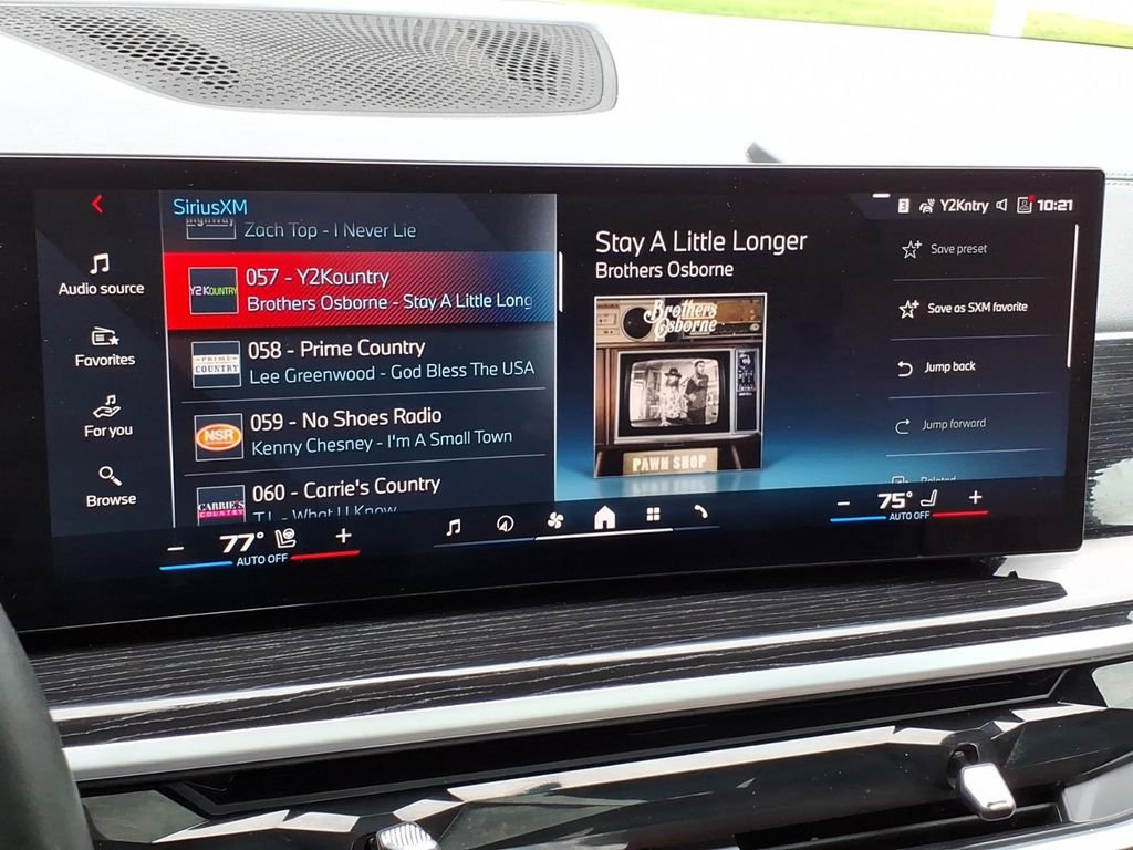 Used 2025 BMW X7 M60i w/ Executive Package AWD/4WD image 27