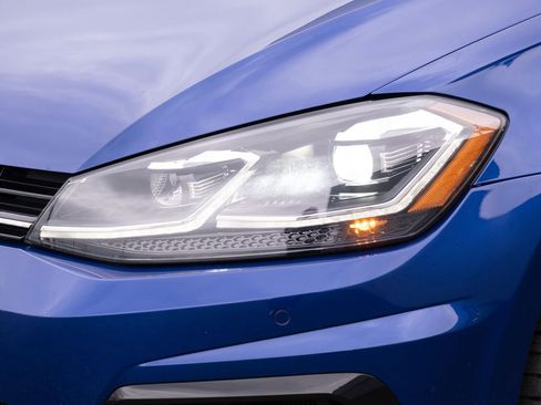 Used 2018 Volkswagen Golf R 4-Door image 21