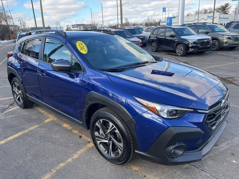 Used 2024 Subaru Crosstrek 2.0i Premium w/ Crosstrek Mirror Package image 3