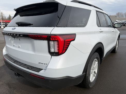 New 2026 Ford Explorer Active AWD/4WD image 2