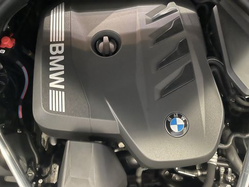 Used 2026 BMW 530i xDrive w/ M Sport Package AWD/4WD image 26