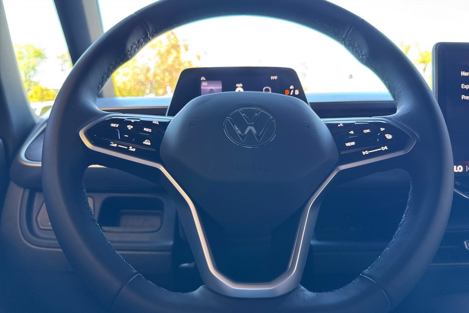 New 2025 Volkswagen ID. Buzz Pro S RWD image 25