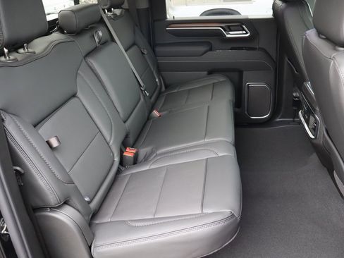 New 2026 GMC Sierra 3500 Denali w/ Denali Reserve Package image 24