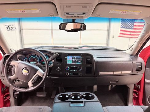 Used 2011 Chevrolet Silverado 3500 LT image 21