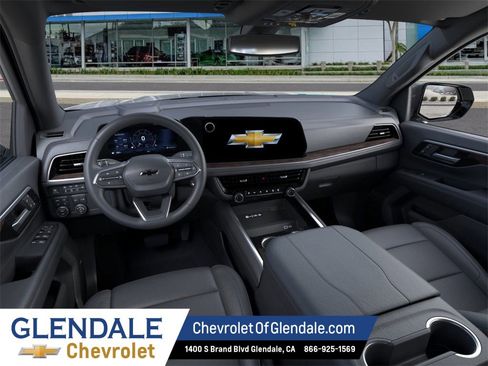 New 2026 Chevrolet Suburban Z71 w/ Comfort Package image 15