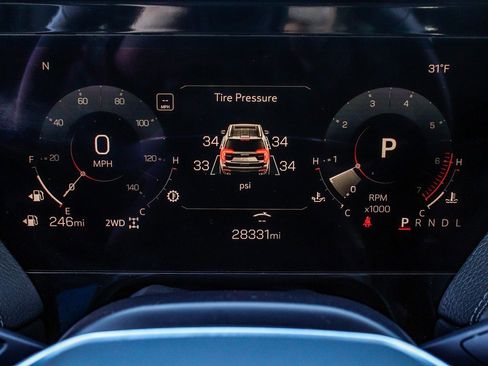 Used 2025 GMC Yukon Denali image 16