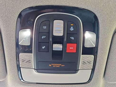 Used 2024 Hyundai Palisade Limited AWD/4WD image 22