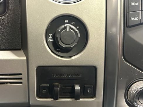 Used 2013 Ford F150 FX4 w/ Mid Equipment Group AWD/4WD image 32
