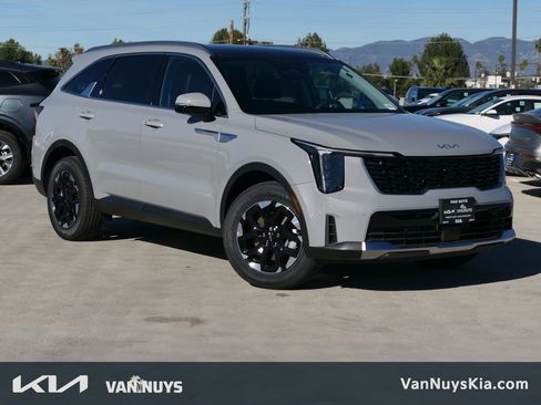 New 2026 Kia Sorento S image 1