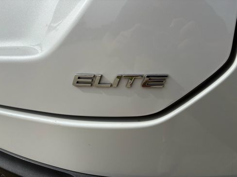 Certified 2025 Honda Pilot Elite image 35