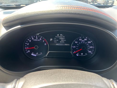 Used 2017 Kia Soul ! w/ Tech Package FWD image 17