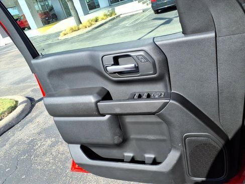 New 2026 Chevrolet Silverado 1500 Custom image 8