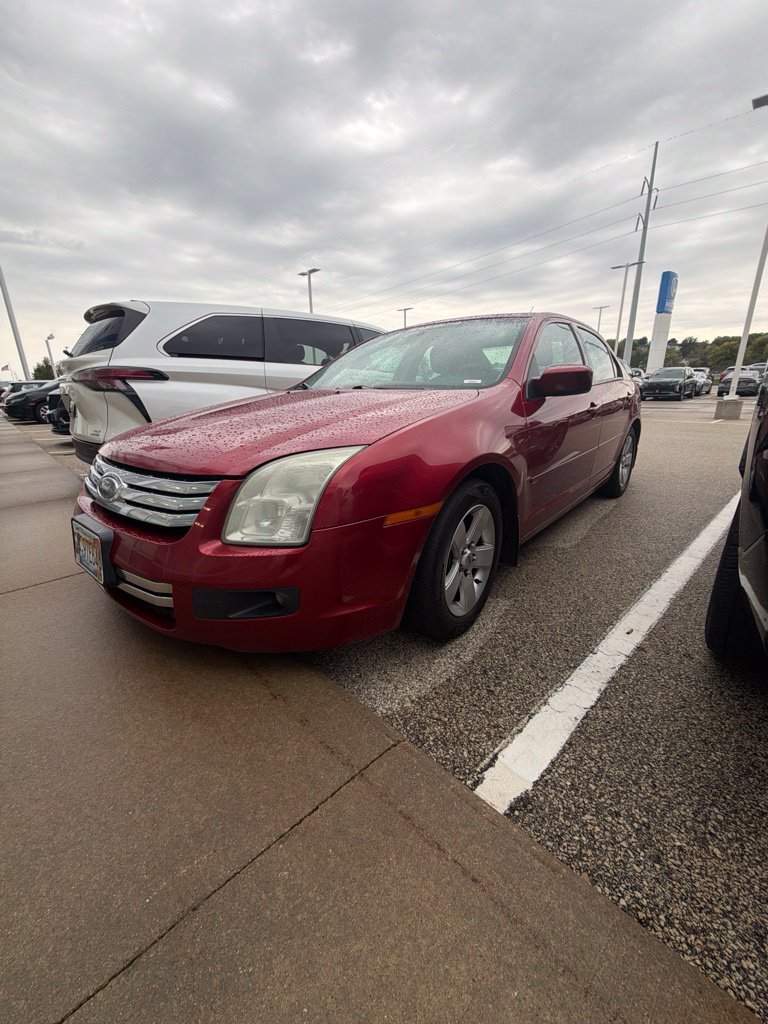 Used 2009 Ford Fusion SE FWD image 1