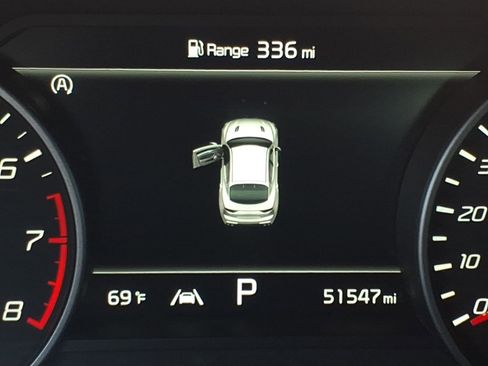 Used 2022 Kia Stinger GT2 image 23