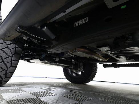 Used 2026 Chevrolet Suburban Z71 w/ Comfort Package image 46