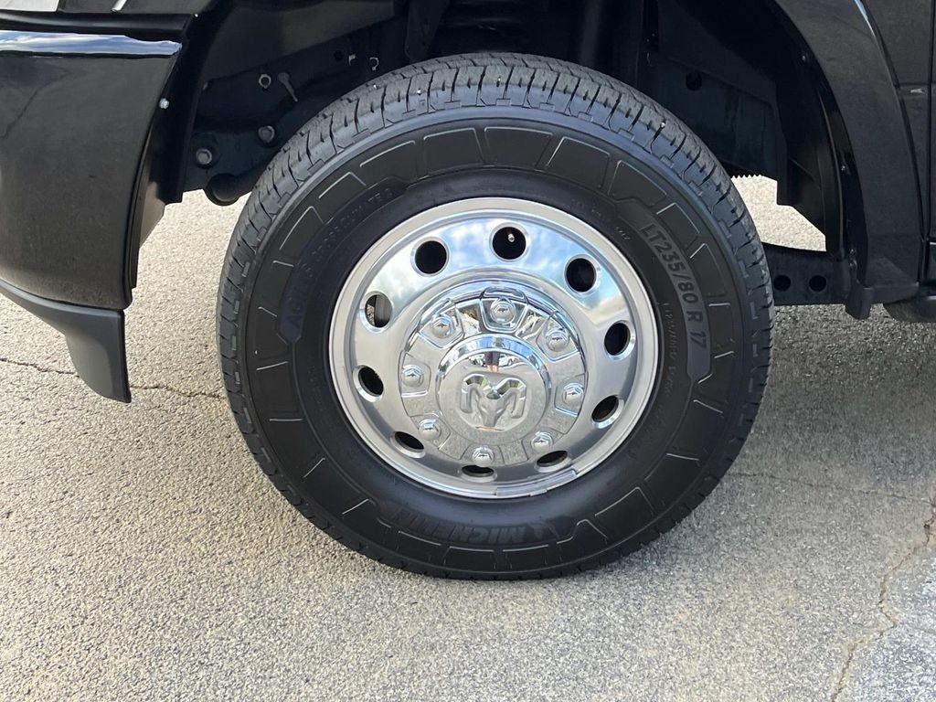 Used 2026 RAM 3500 Longhorn AWD/4WD image 9