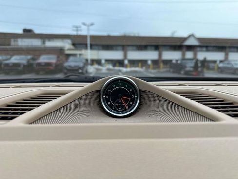Used 2013 Porsche Panamera 4 image 80