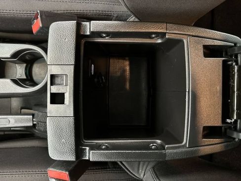 Used 2017 Jeep Wrangler Sport w/ Quick Order Package 24S AWD/4WD image 19