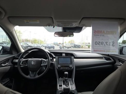 Used 2019 Honda Civic LX image 10