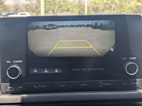 Used 2022 Honda Civic Sport image 22