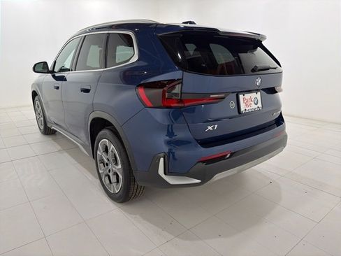 Used 2025 BMW X1 xDrive28i w/ Convenience Package image 3