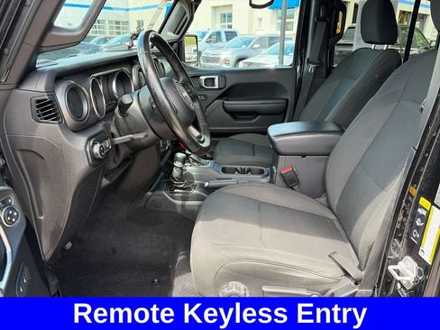 Used 2021 Jeep Gladiator Sport AWD/4WD image 10